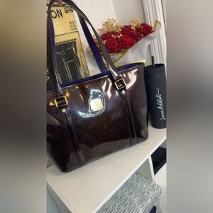 MCM Glossy Patent Tote in Deep Purple with Gold Plaque